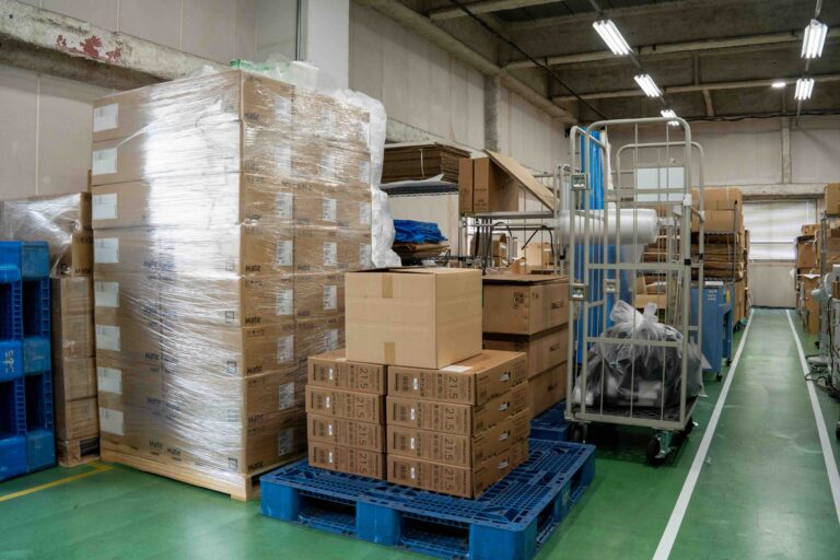 有限会社ベイススリー